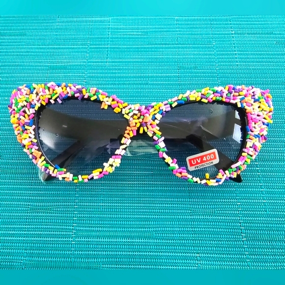 NEW Women's Sprinkle Cat Eye Fashion Sunglasses - Picture 8 of 11